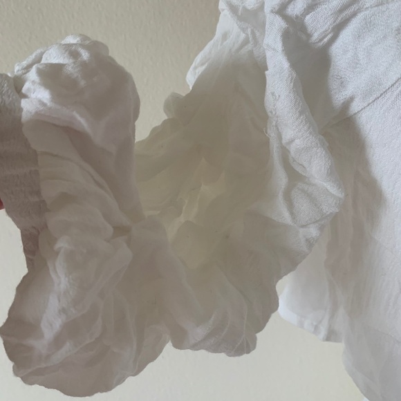 LF ruffled sleeve crop top size M NWT - Picture 10 of 15